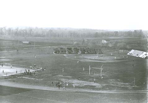 baseballfieldwithdinkey1910.jpg (97909 bytes)