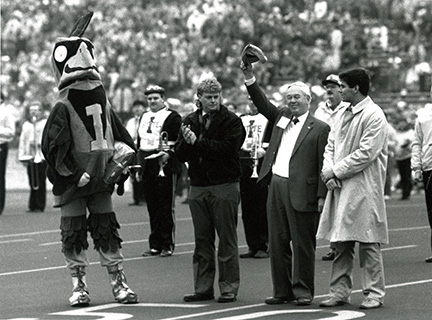 Marty Epy, General Co-Chair, Bob Eddy, Cy's Favorite Alum, Terry Helphrey, 1987.